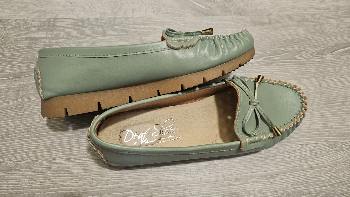 Miny Green Loafers - Women's Size 6