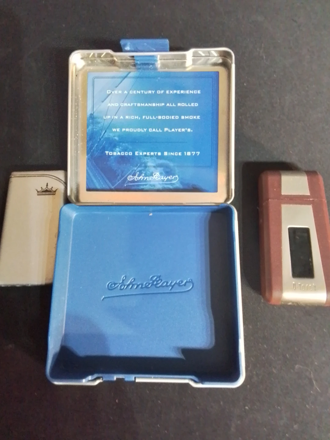 Player's Light Cigarette Case with Two Lighters - photo 3