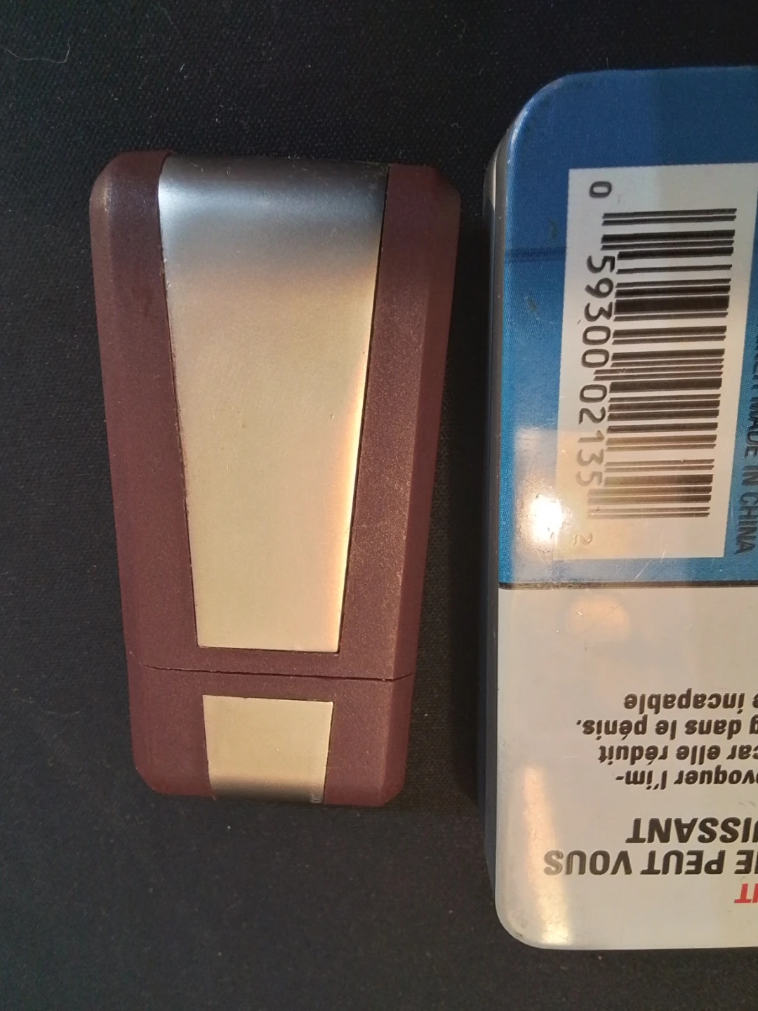 Player's Light Cigarette Case with Two Lighters - photo 5
