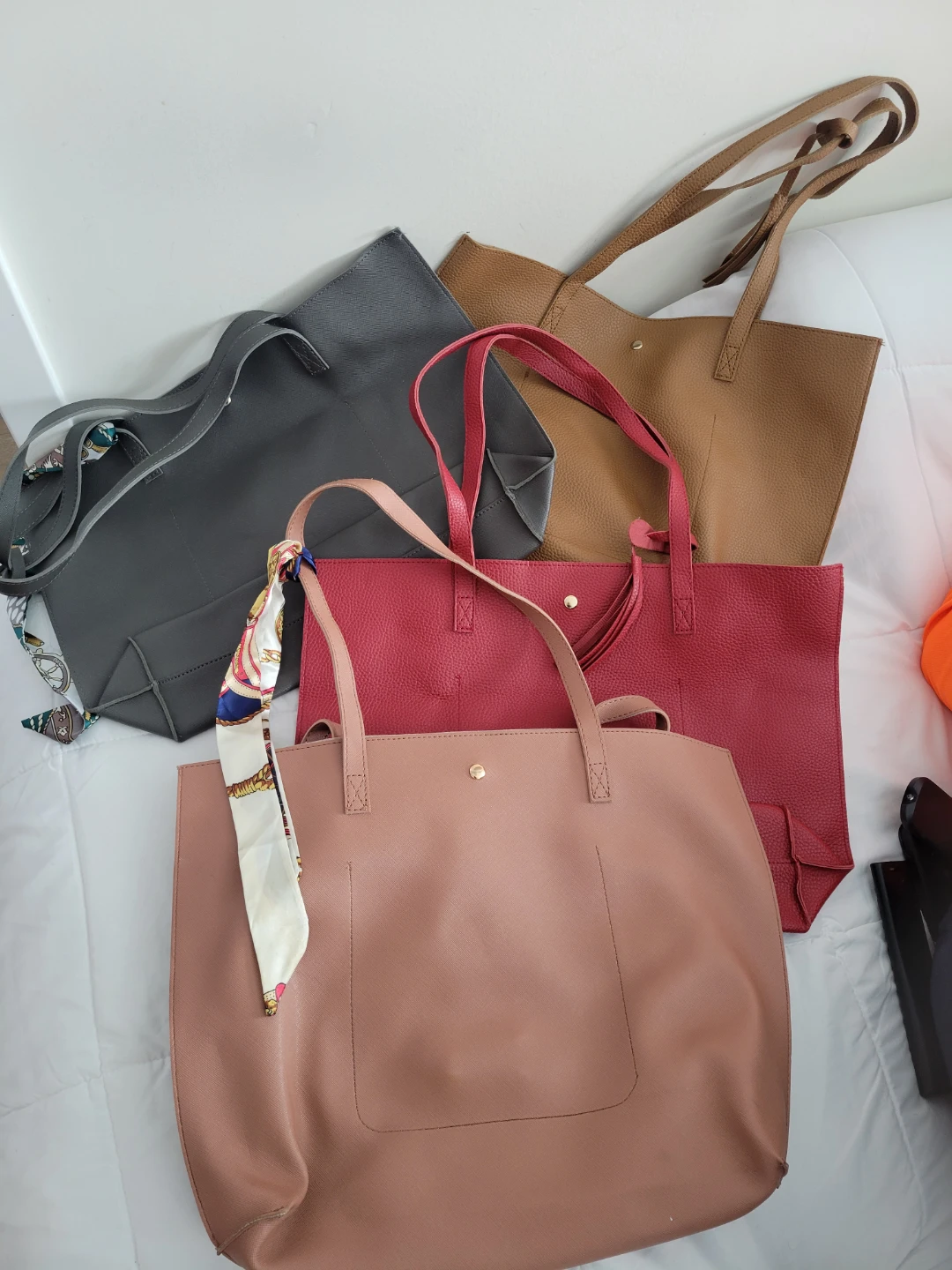 Set of 4 Faux Leather Tote Bags