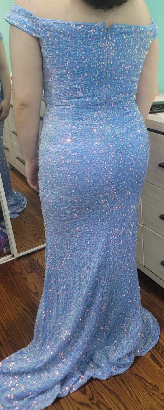 Sparkly Off-the-Shoulder Floor-Length Dress 🏆 - photo 2