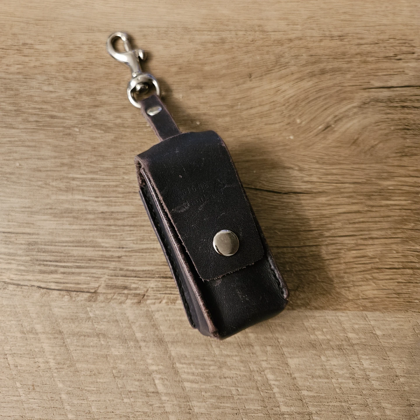 Signé Louka leather dog poop bag holder 🧡 - photo 2