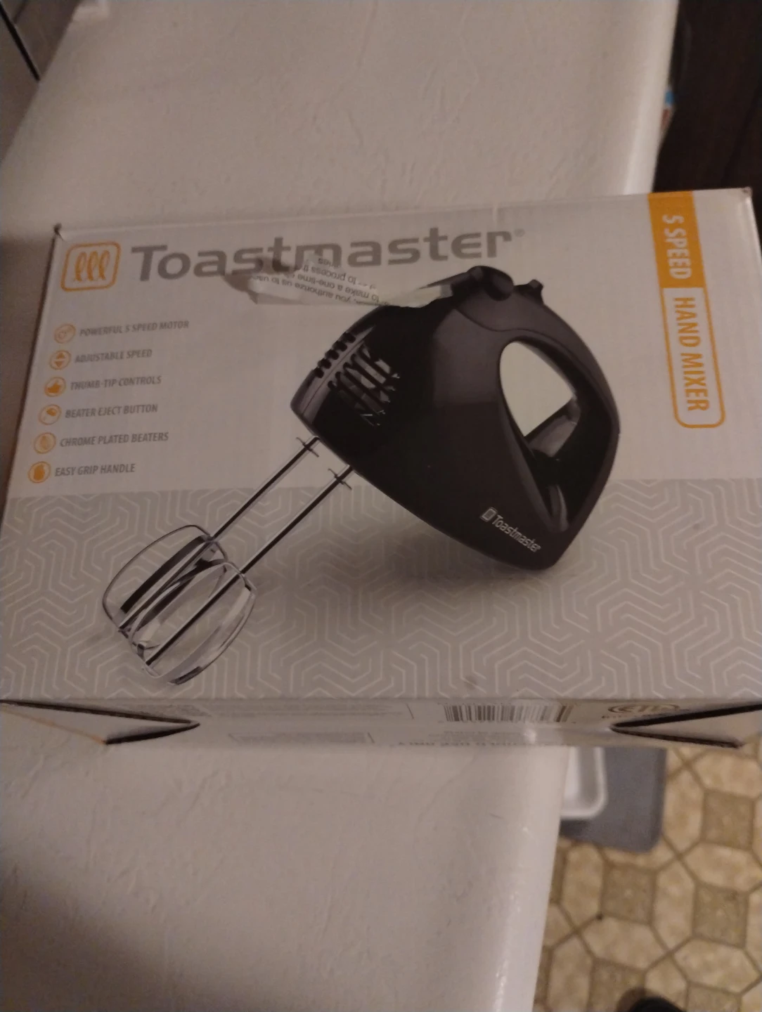 Toastmaster 5-Speed Hand Mixer - photo 3