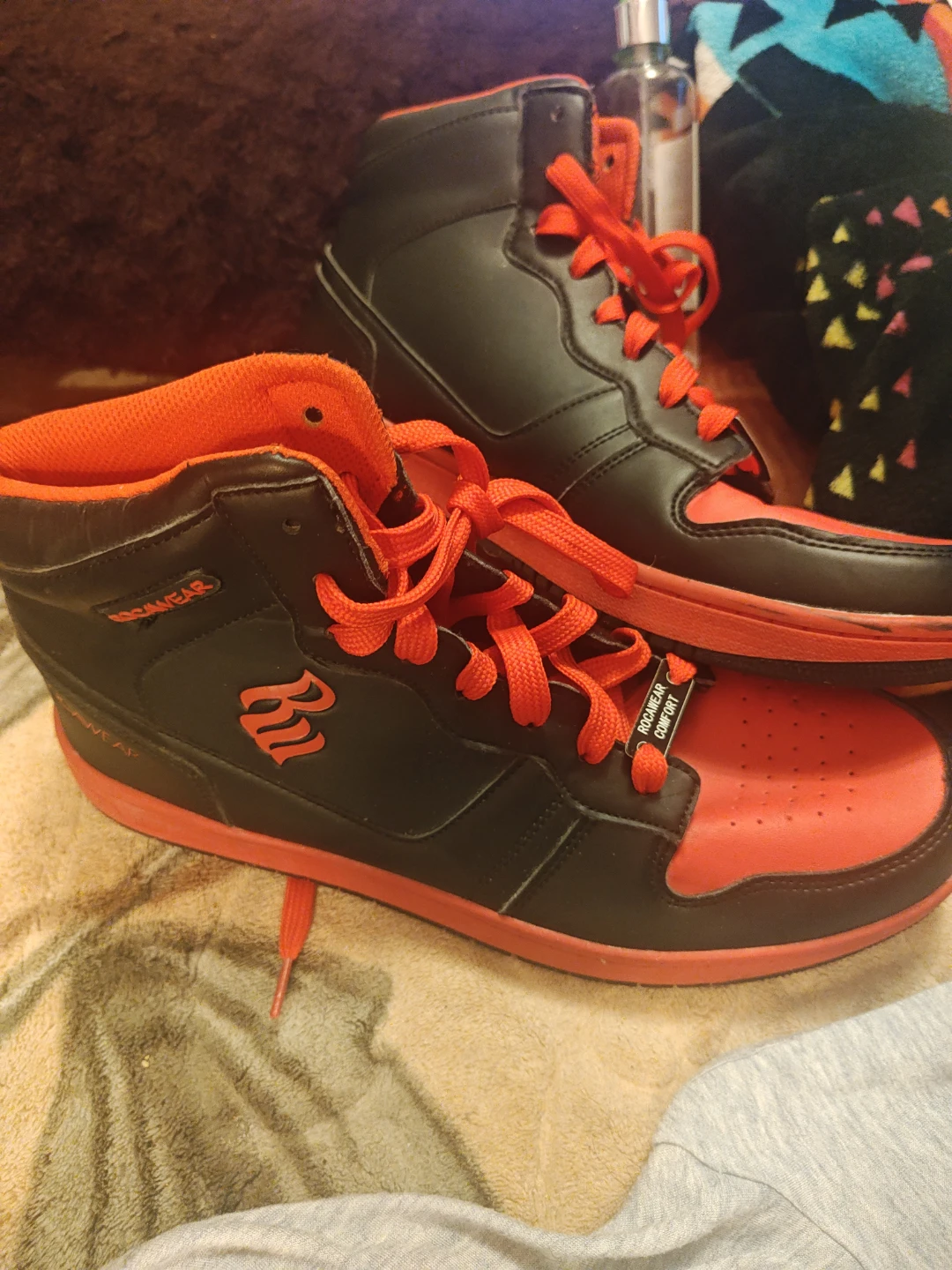 ROCa wear 10 1/2 high tops  . New out of box $70 - photo 3