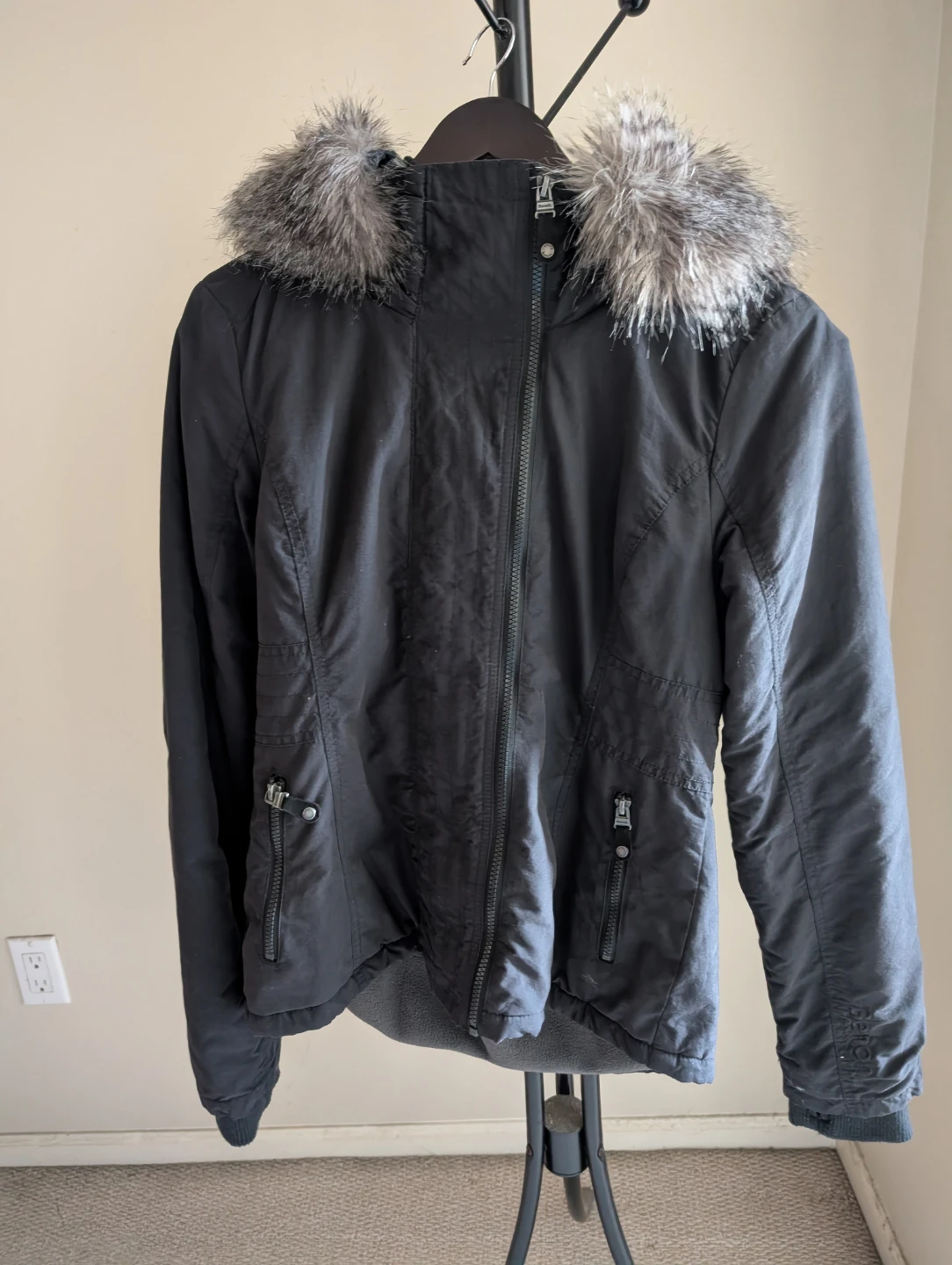 Bench Women's Black Winter Jacket with Faux Fur Hood - photo 3