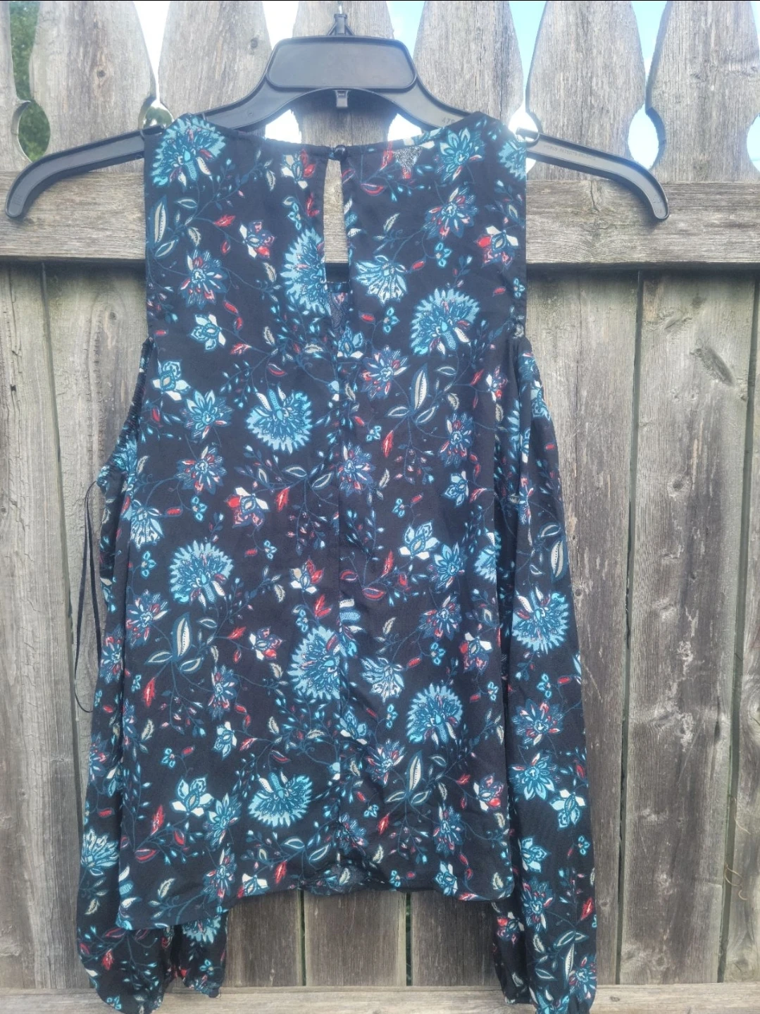 Lily White Cold Shoulder Floral Blouse - Size S - photo 4