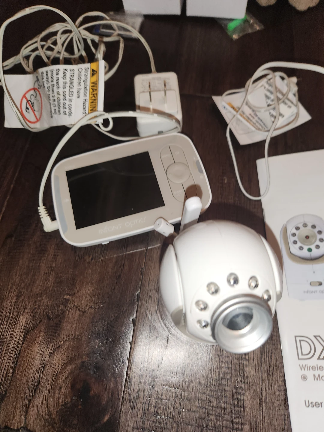 Infant Optics DXR-8 Wireless Digital Video Baby Monitor - photo 4