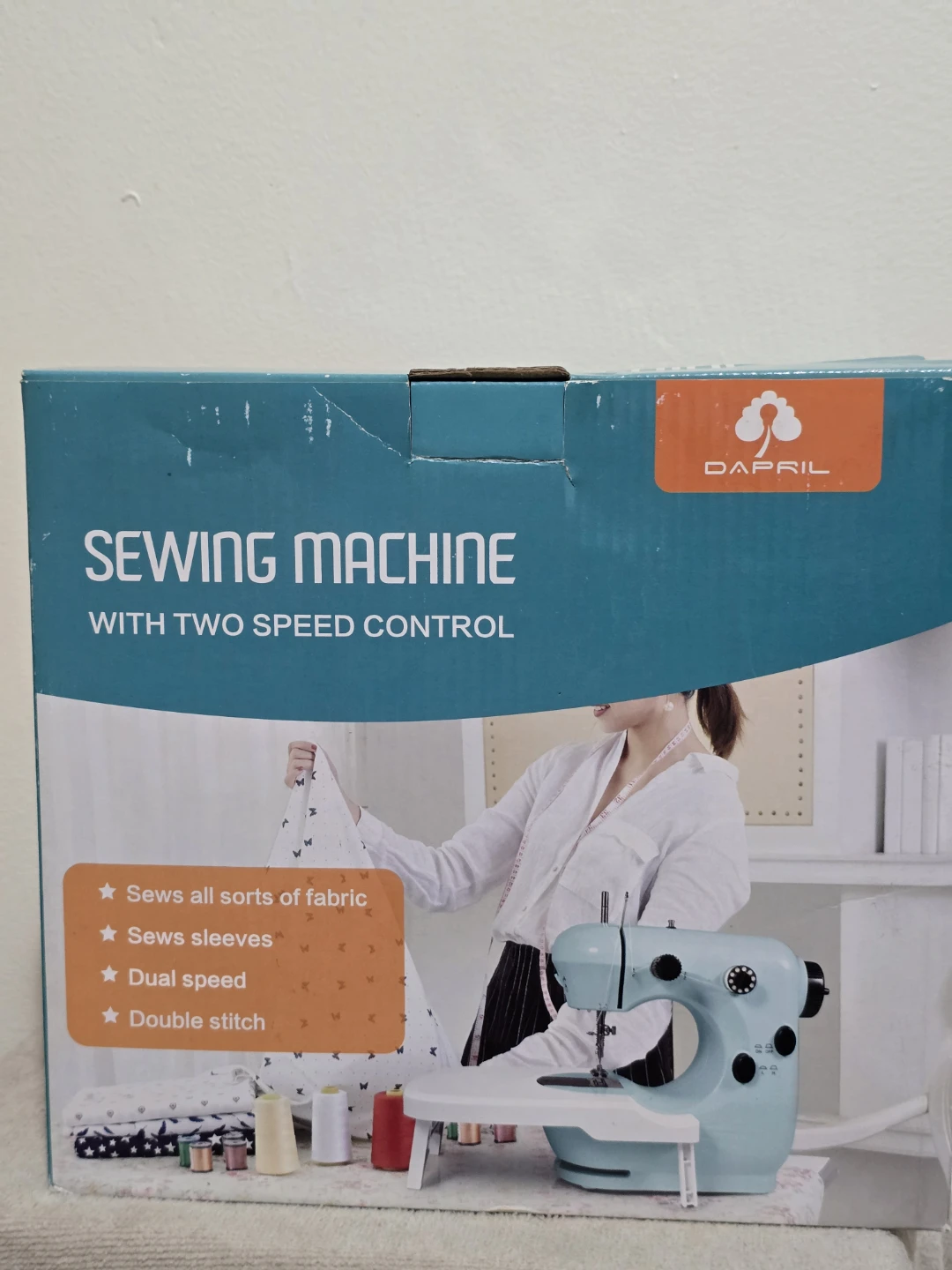 ​Mini Sewing Machine & 39-Piece Professional Starter Kit - photo 4