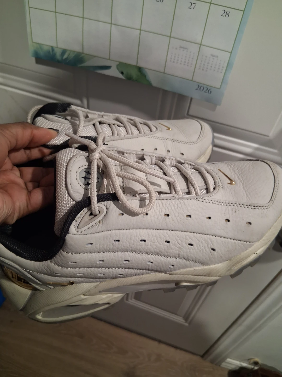 Nike  Athletic Shoes Size 6