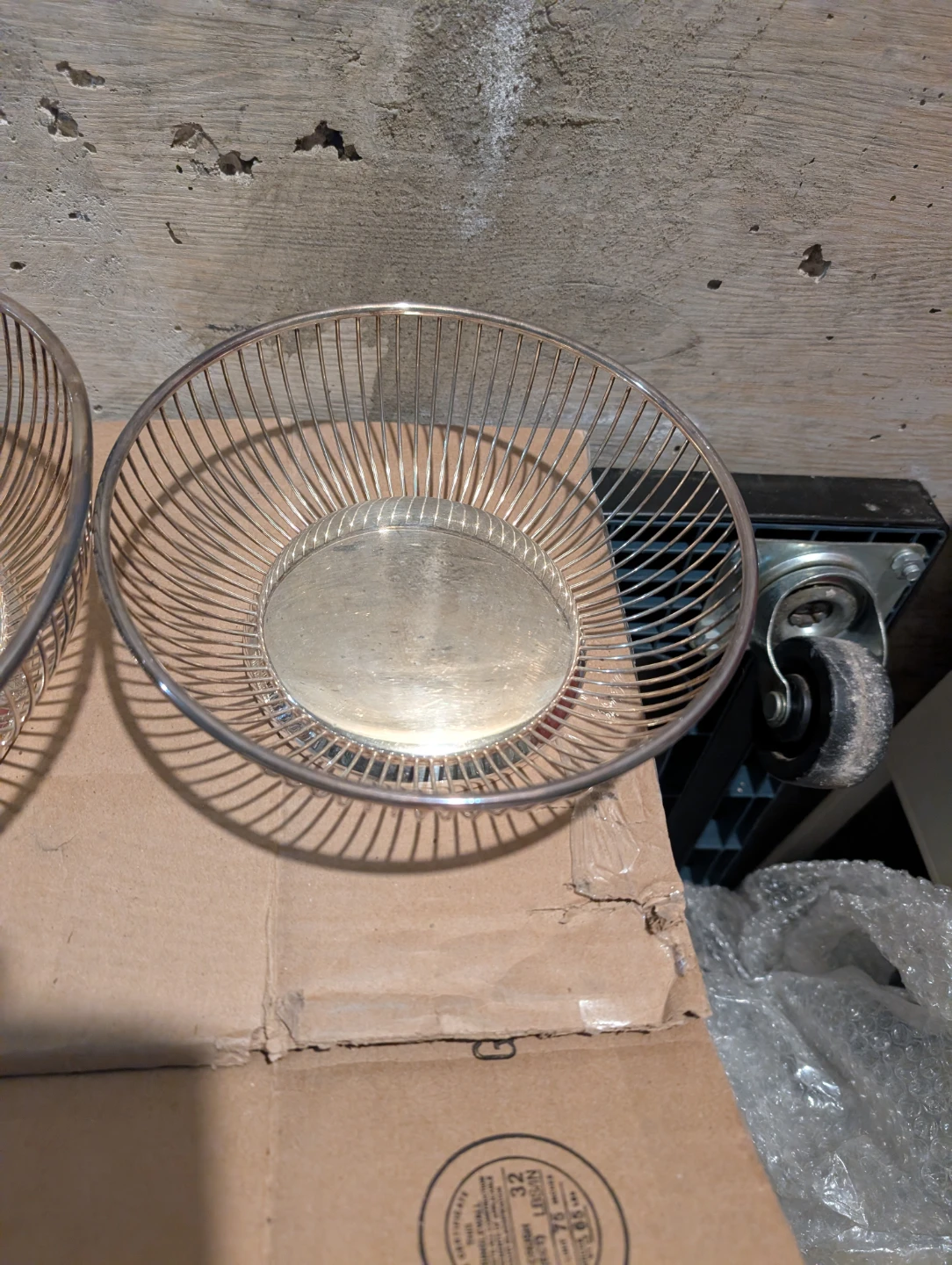 Silver Wire Fruit Baskets (Set of 2) - photo 2