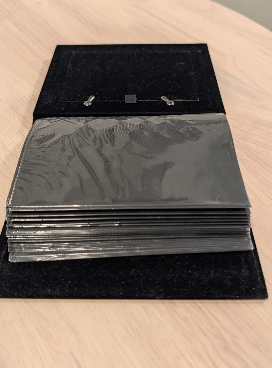Black Velvet Photo Album with Wooden Trim - photo 2