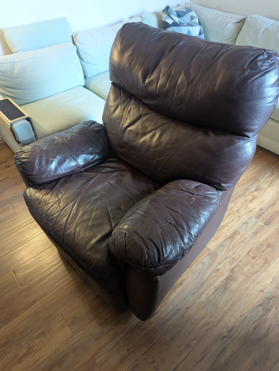 Brown Leather Recliner Chair - photo 3