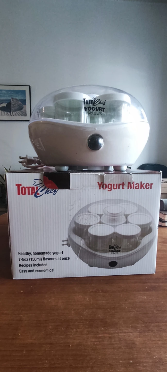 Total Chef Yogurt Maker with 7 Jars
