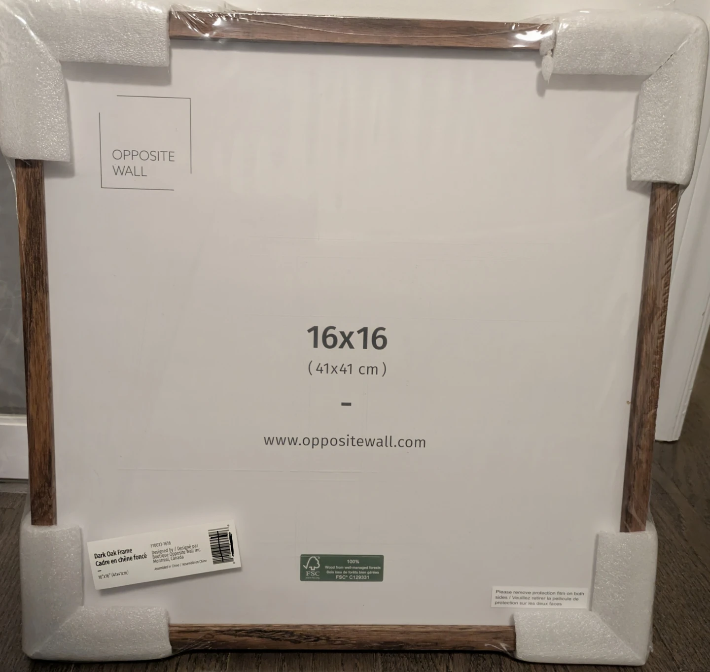 Brand New Opposite Wall 16x16 Dark Oak Frames WITH mats