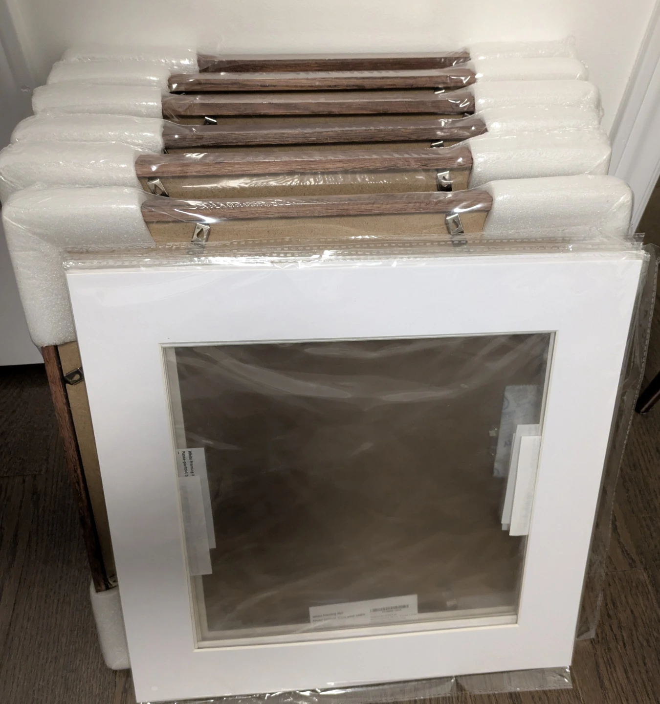 Brand New Opposite Wall 16x16 Dark Oak Frames WITH mats - photo 2