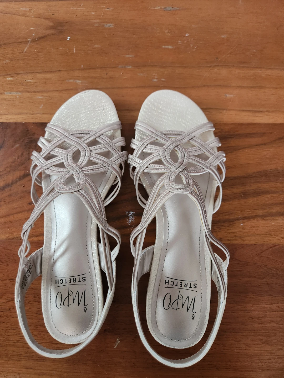 Champagne metallic dress shoe - photo 2