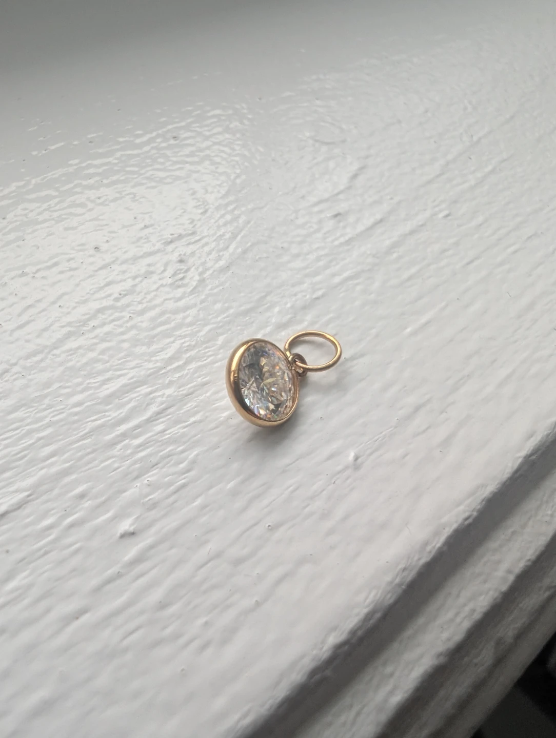 Brand New 10KT Gold Moissanite Necklace Pendant For Sale - photo 2