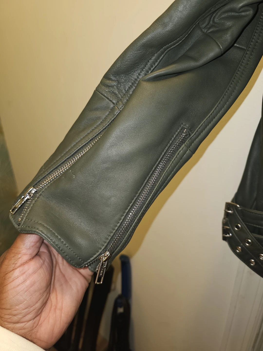 Men's Green Leather Biker Jacket with Fur Collar - photo 4