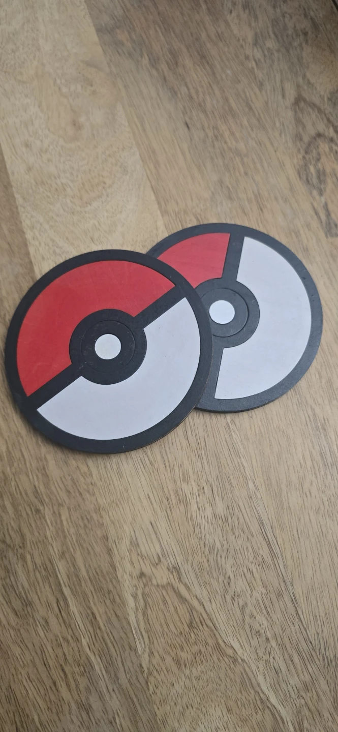 Pokemon Pokeball Coasters and Keychain Set - photo 5
