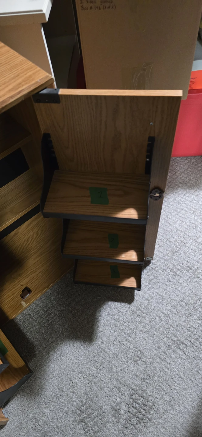 Oak veneer storage cabinet with doors - photo 2
