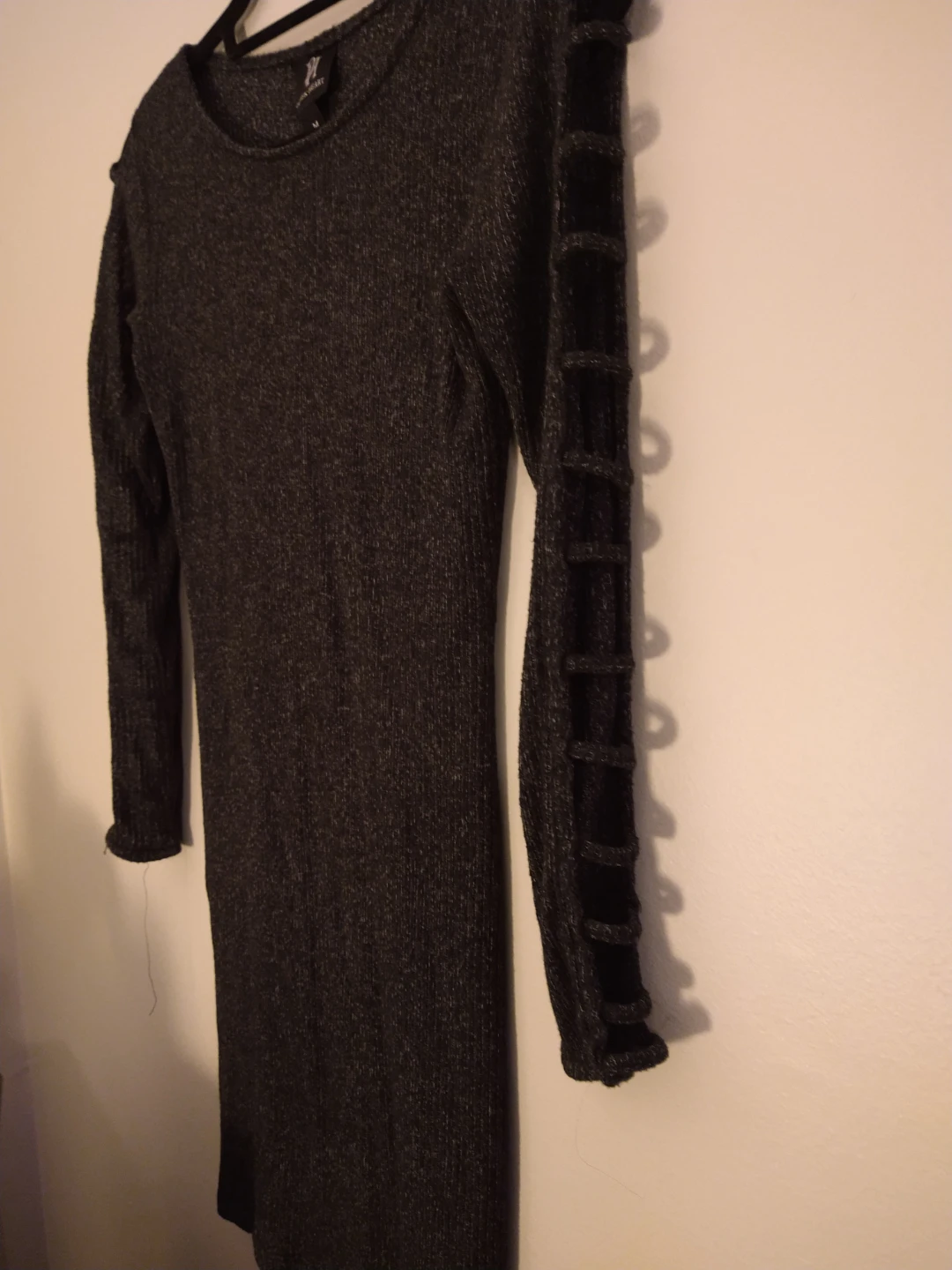 Derek Heart Grey long sleeve bodycon dress cut out sleeves - photo 2