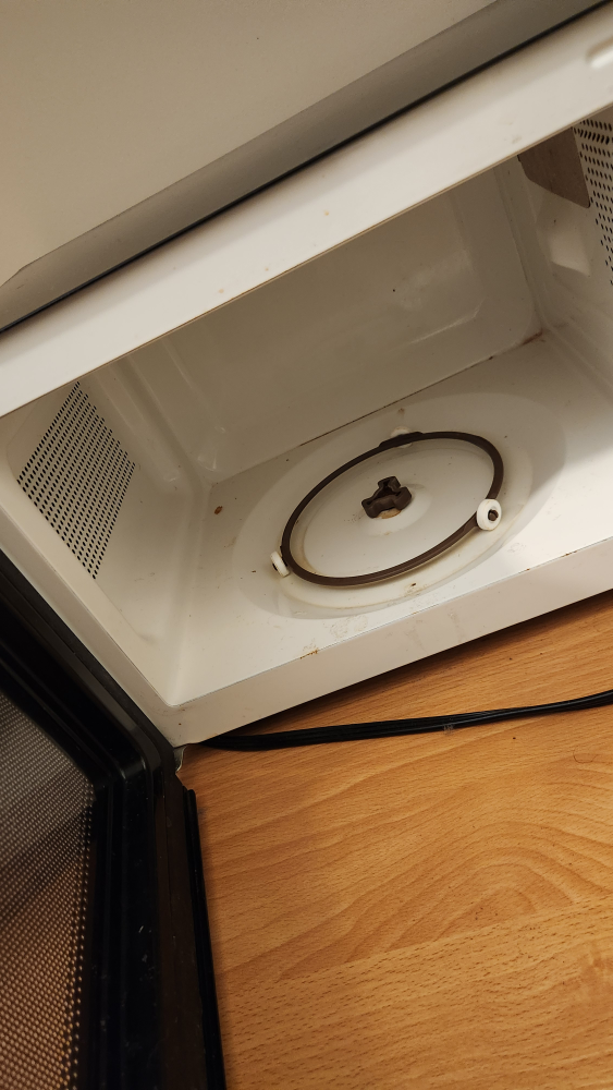 RCA Black Microwave - photo 2