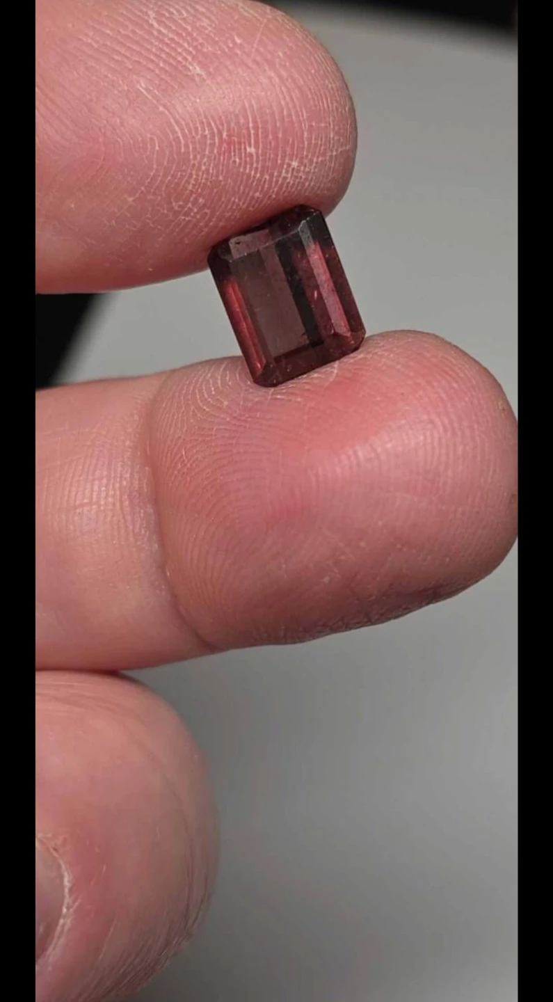 Rubelite 3.31ct untreated natural - photo 4