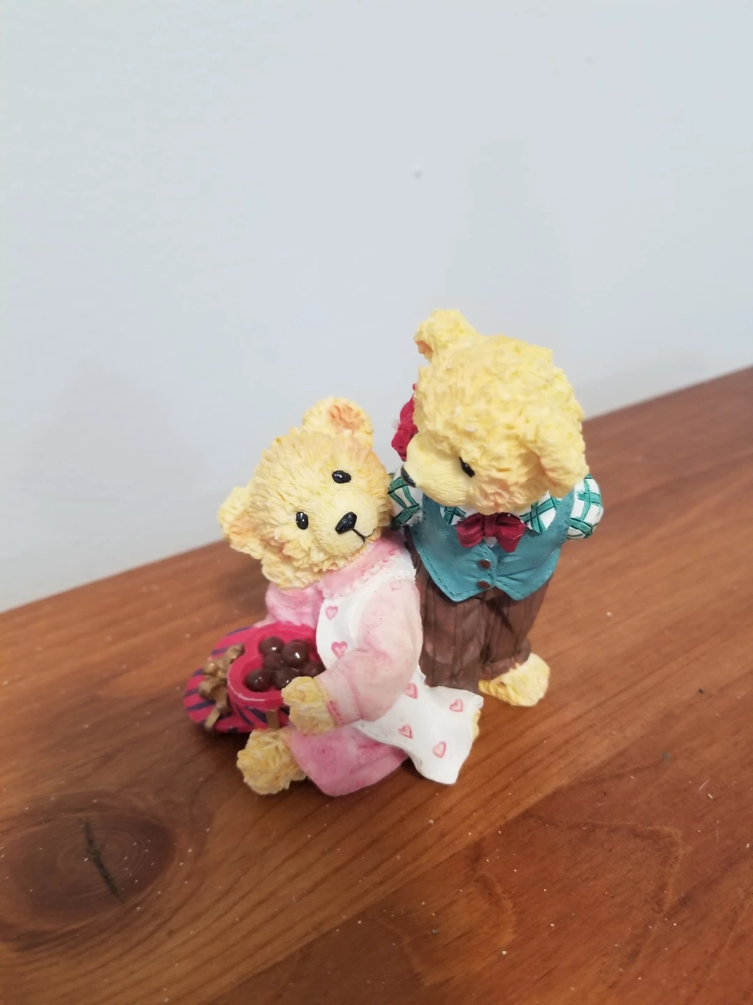 Avon Lovable Teddies Sarah & Theodore Figurine