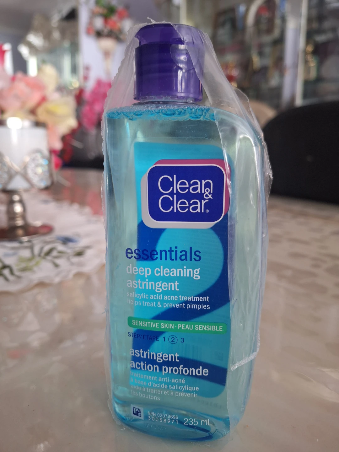 Clean & Clear Essentials Deep Cleaning Astringent 235 mL🥕