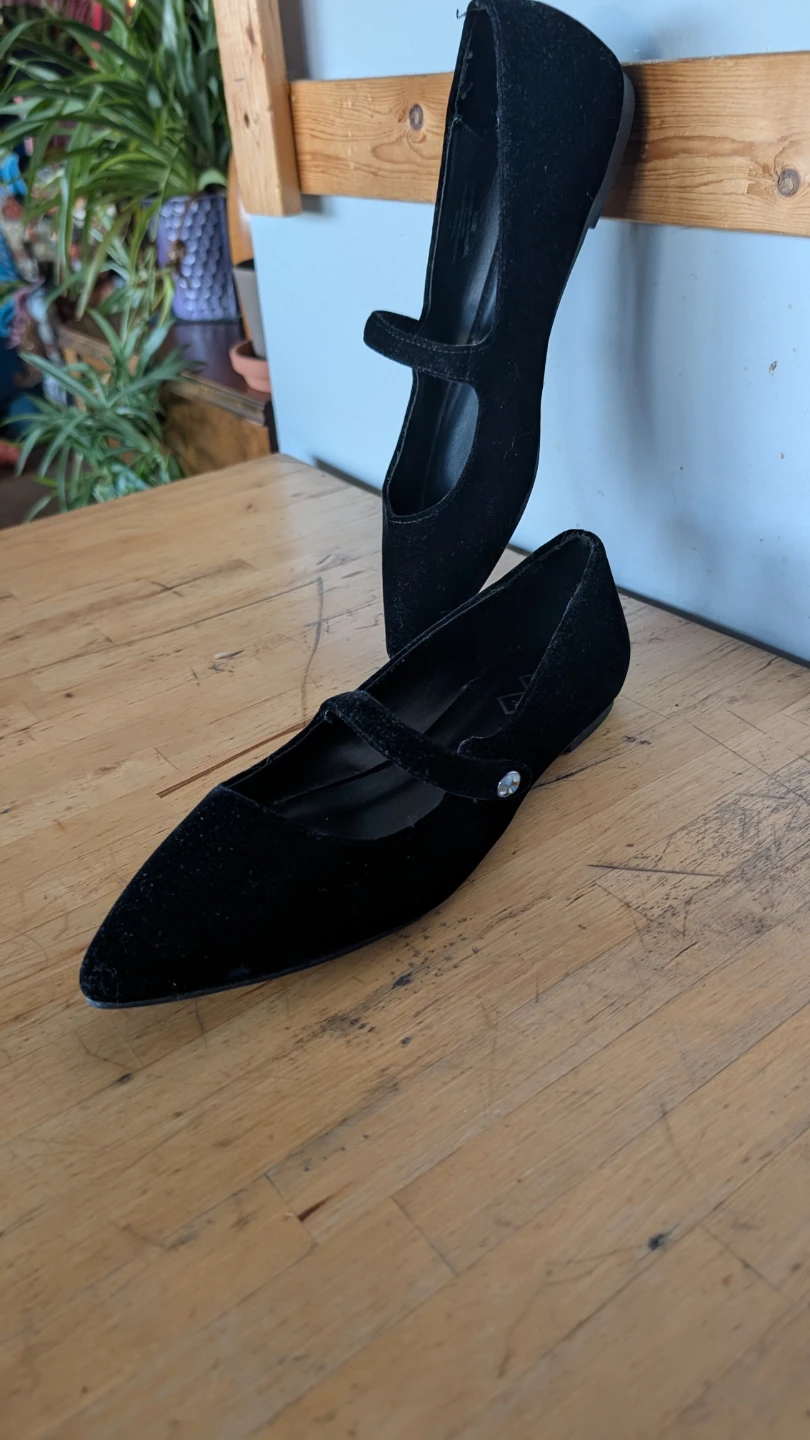 AX Brand Black Velvet Mary-Janes Pointed Toe Flats. - photo 2
