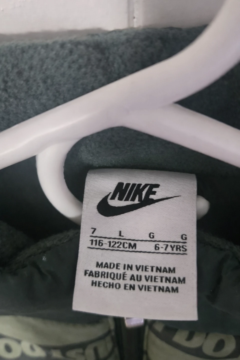 Nike Youth Puffer Vest Size 7/8 Green - photo 3