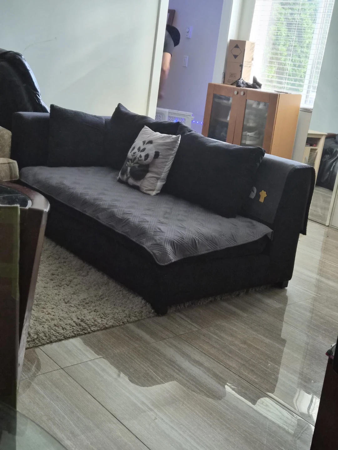 Black chaise