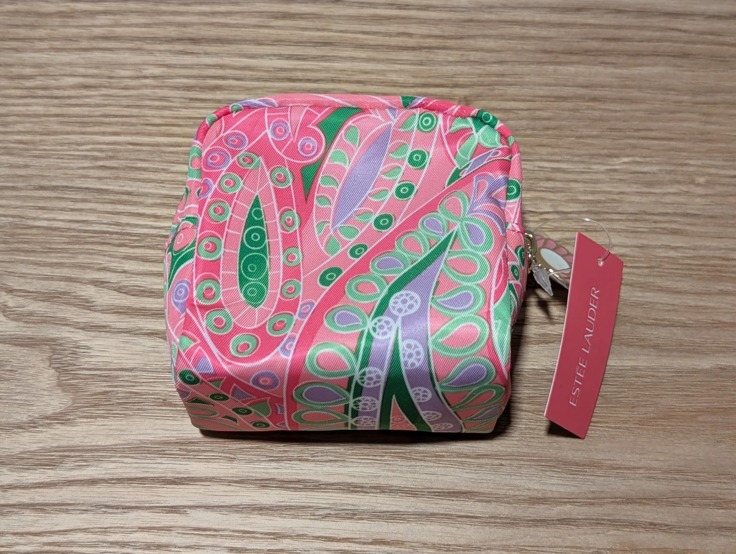 NEW: Estée Lauder Pink Paisley Cosmetic Pouch - photo 2