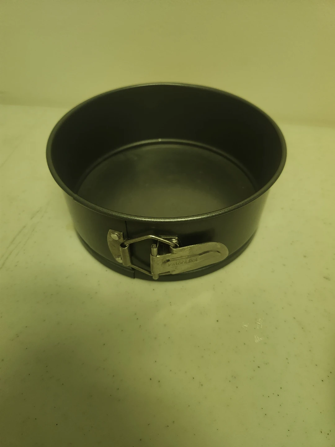 Set of 2 Round Springform Cake Pans - photo 3