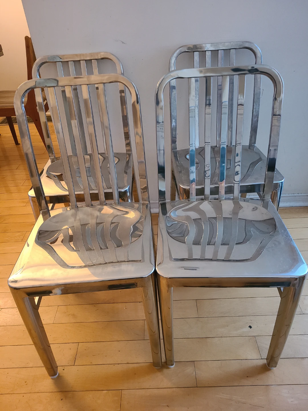 Set of 4 Chrome Metal Dining Chairs - photo 4