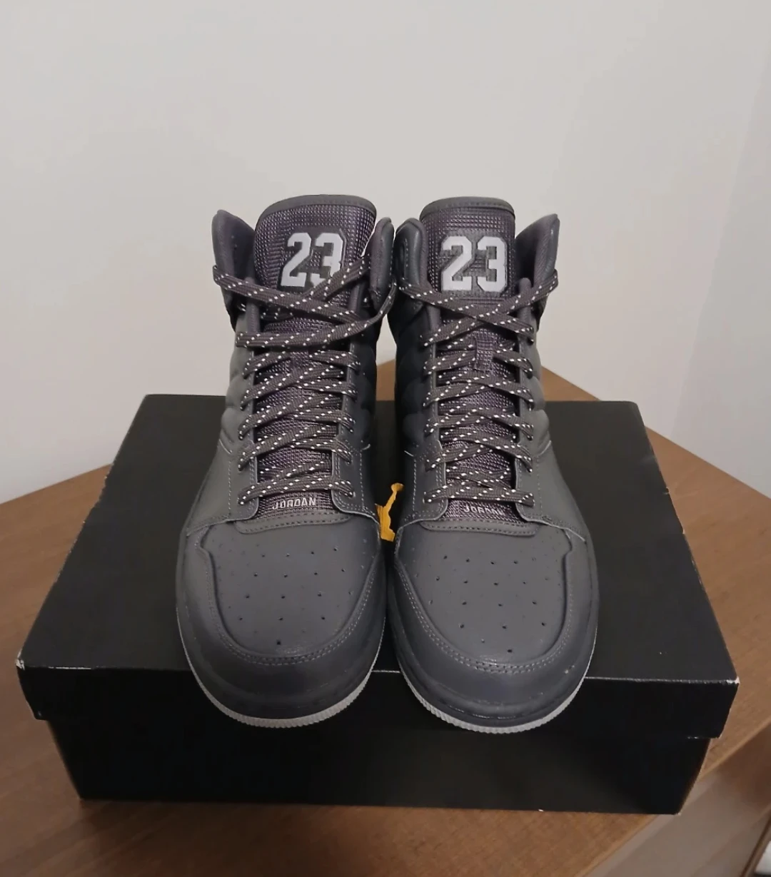 Jordan Flight 4 Dark Grey/Wolf Grey Sneakers - Size 10.5 - photo 3