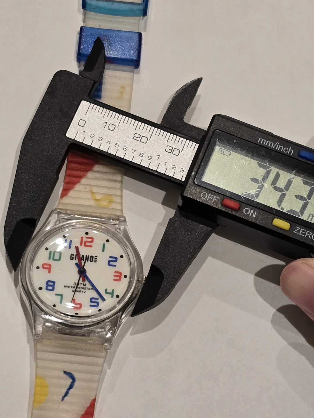 4 Gitano Quartz Watches - photo 4