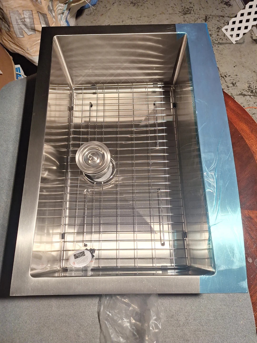 Kraus Stainless Steel Undermount Kitchen Sink with Grid