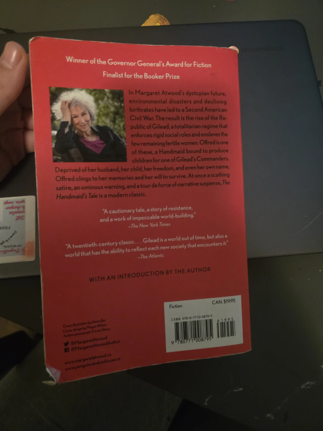 The Handmaid's Tale by Margaret Atwood - photo 3