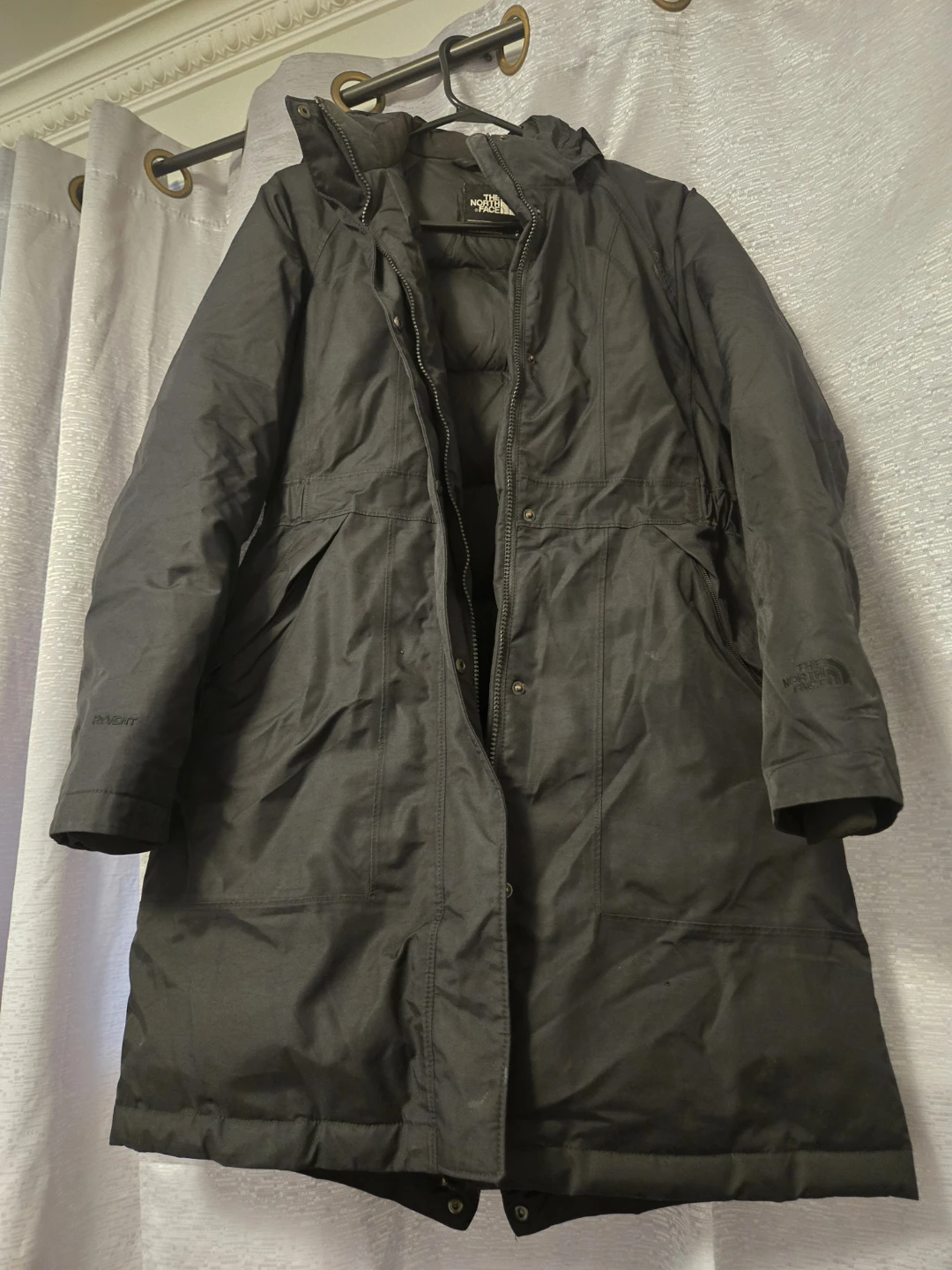 The North Face Women's Down Jacket - Black - Size S