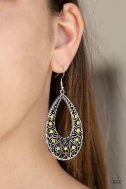 🏆 Paparazzi Earrings - Dangle & Chandelier Styles - photo 3