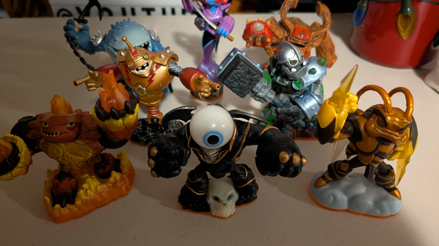 Skylanders Figures Bundle
