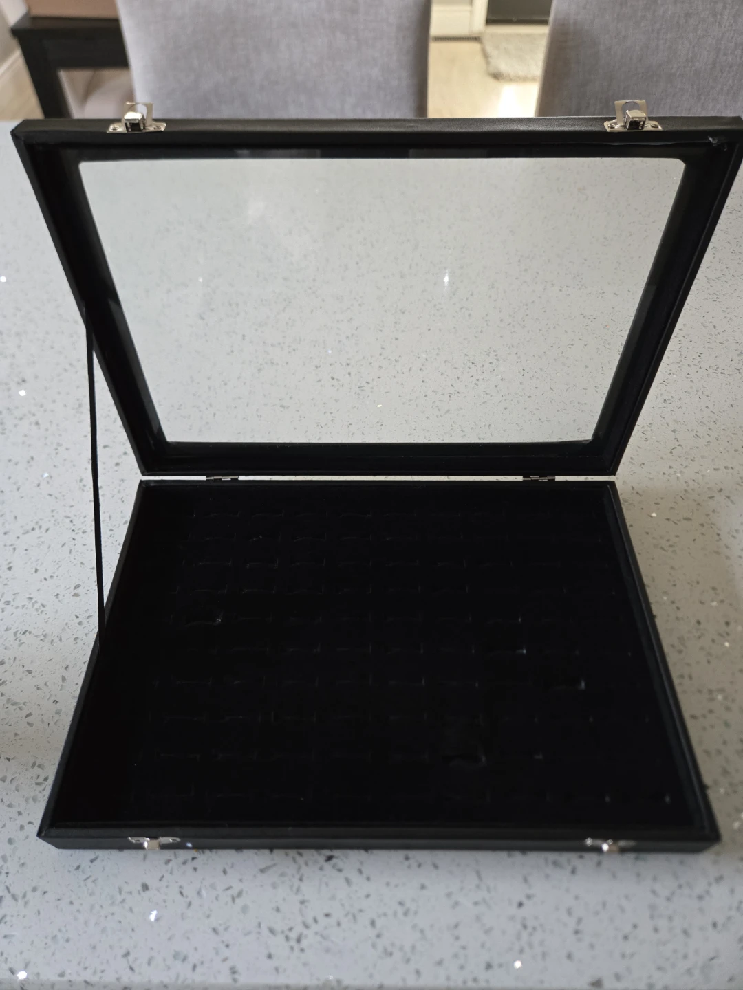 100 Slot Black Velvet Ring Display Case - photo 4