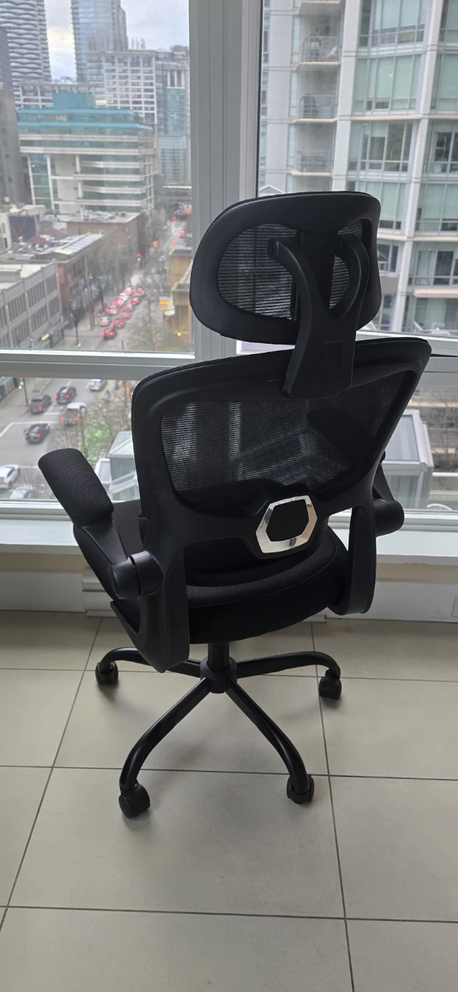 Black Mesh Office Chair with Headrest – Good Condition - photo 2