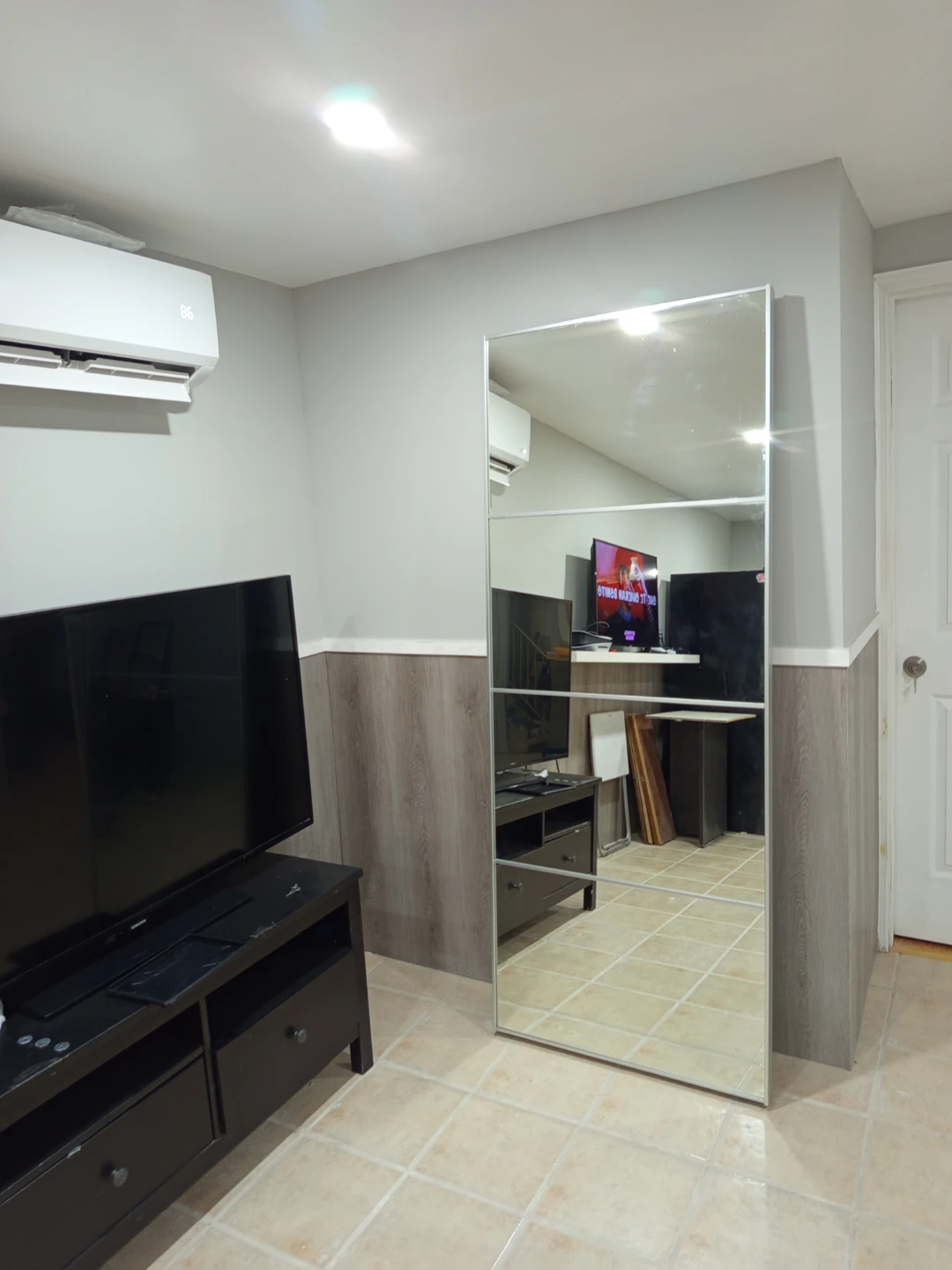 Sliding Wardrobe Door - Mirrored and Frosted Panels - photo 2