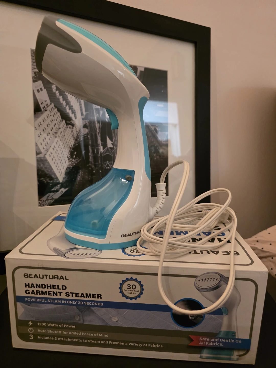 BEAUTURAL Handheld Garment Steamer - 1200 Watts