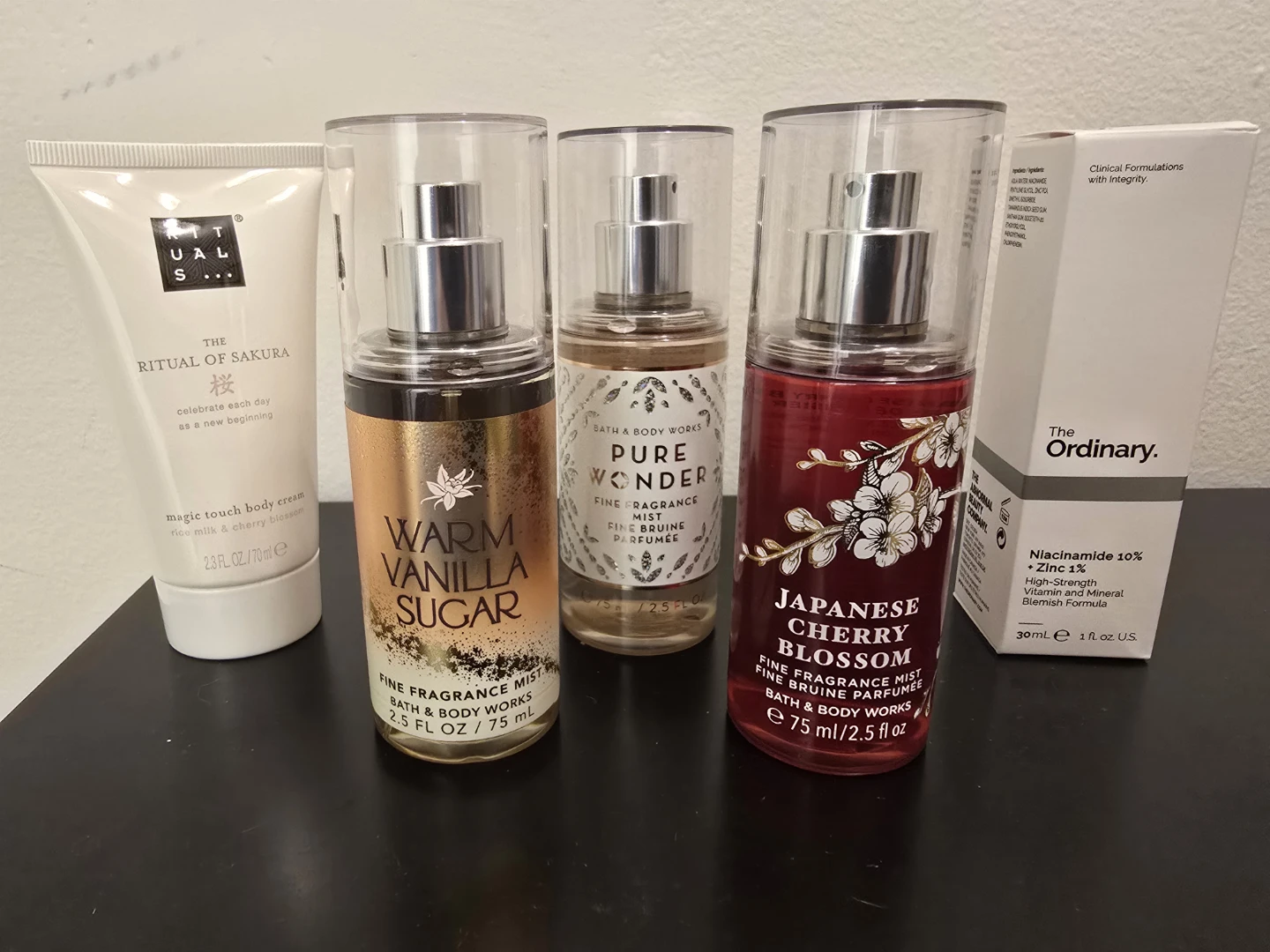 A bundle of beauty stuff for only $10!
