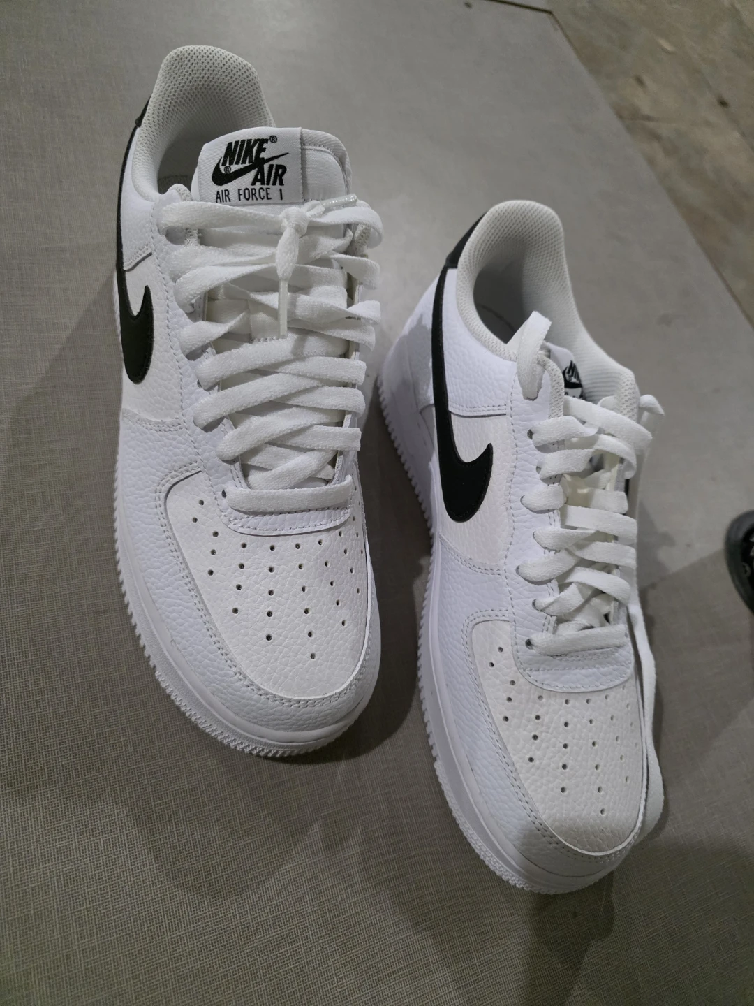Nike Air Force 1 White/Black Sneakers