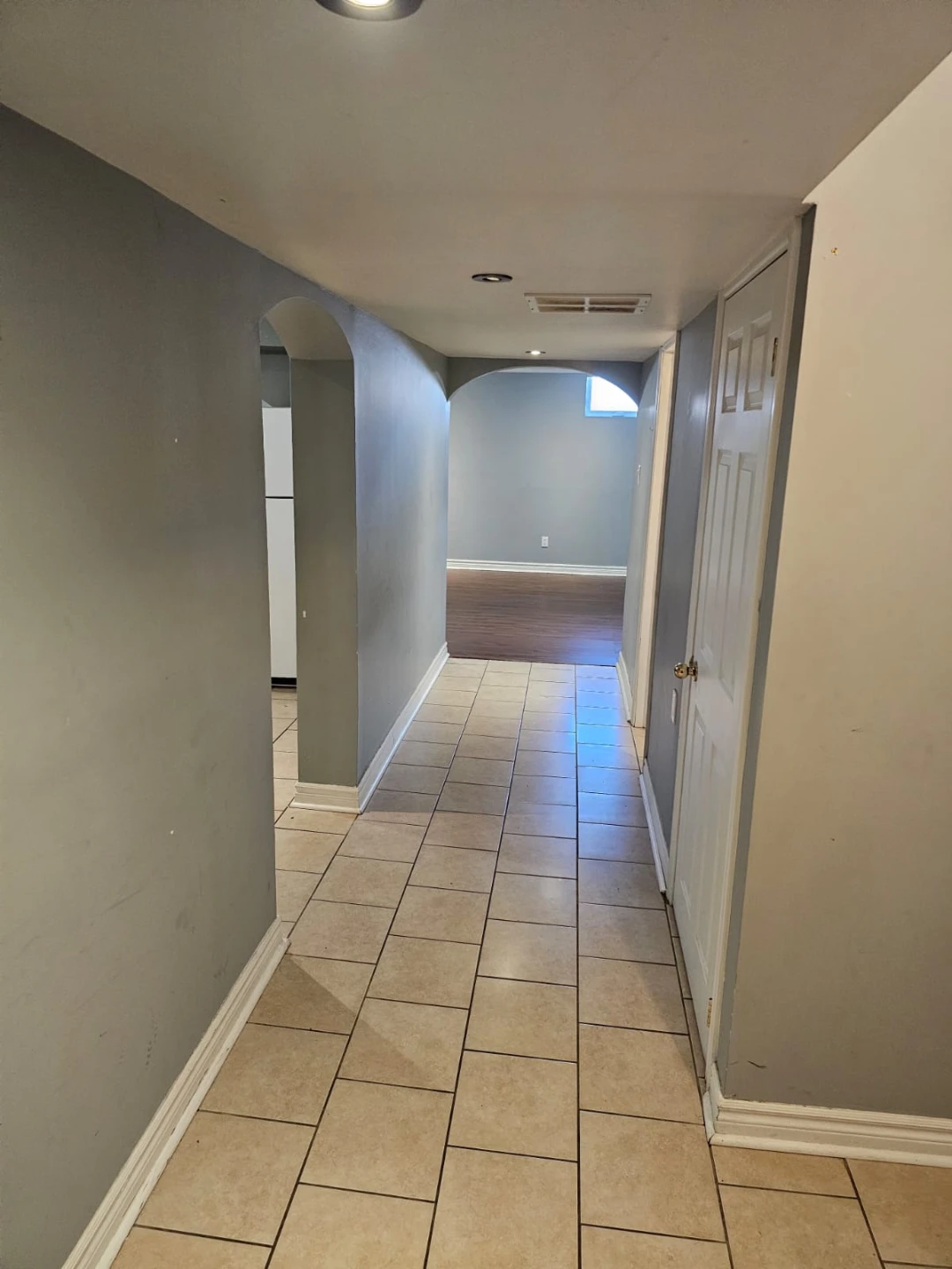 Basement for rent - photo 4