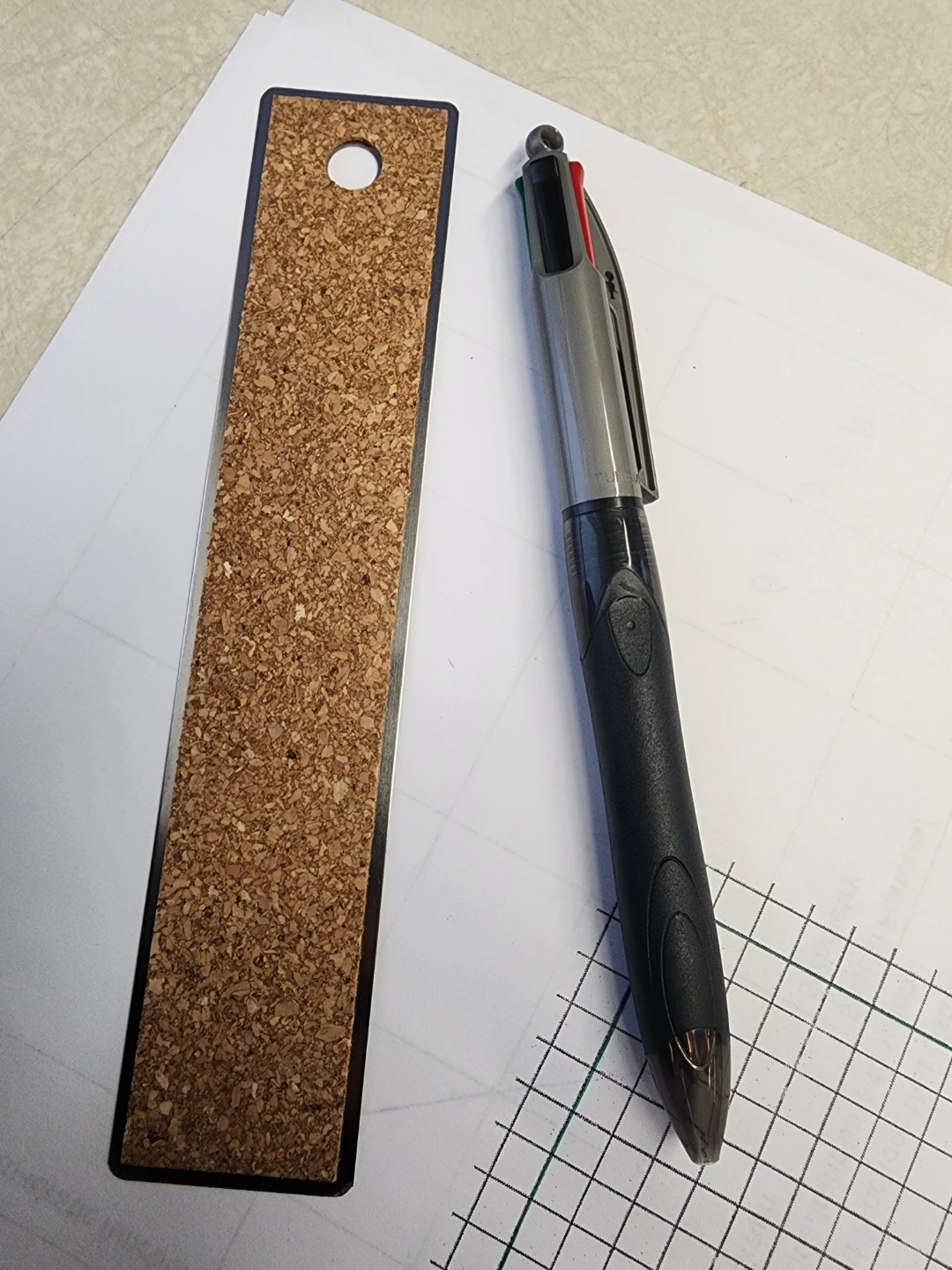 4 Colour Ballpoint Pen and metal ruler - photo 2